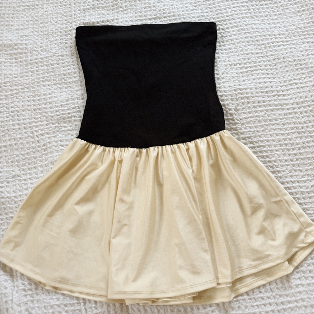 Windsor Elegant Black and Cream mini Dress - Picture 4 of 4
